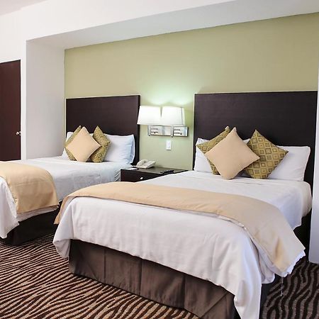 Quality Inn Нуево Ларедо Екстериор снимка