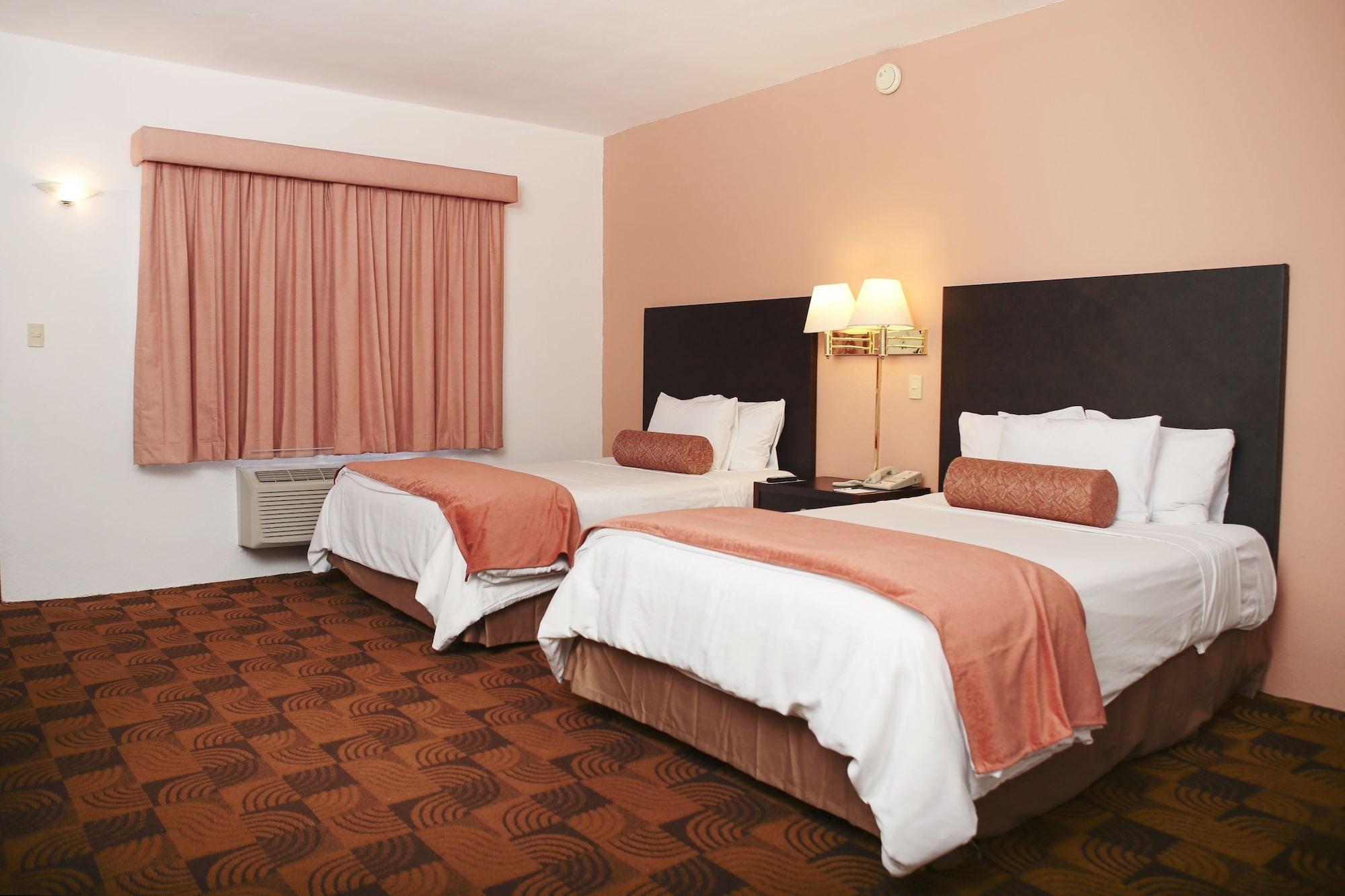 Quality Inn Нуево Ларедо Екстериор снимка