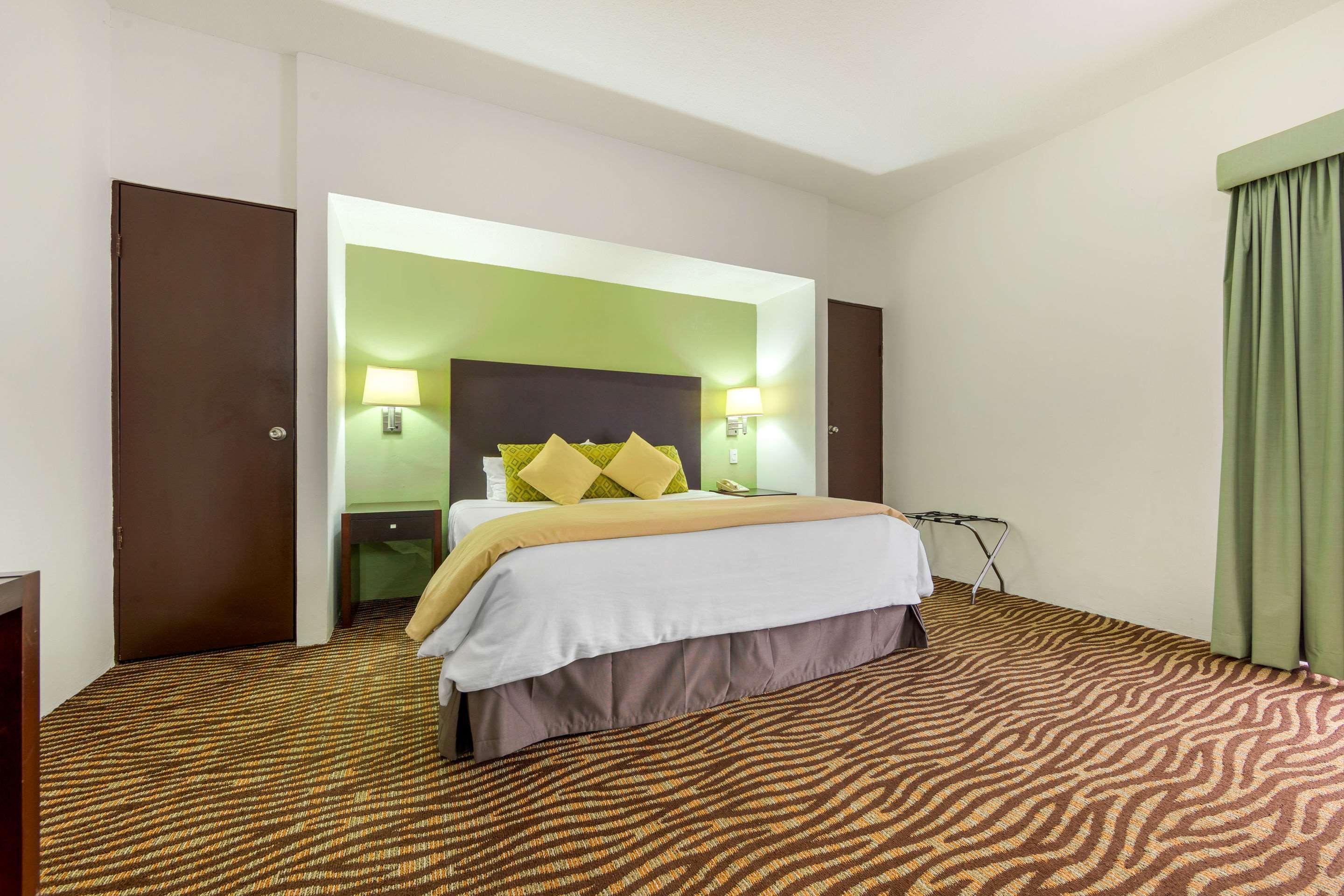 Quality Inn Нуево Ларедо Екстериор снимка